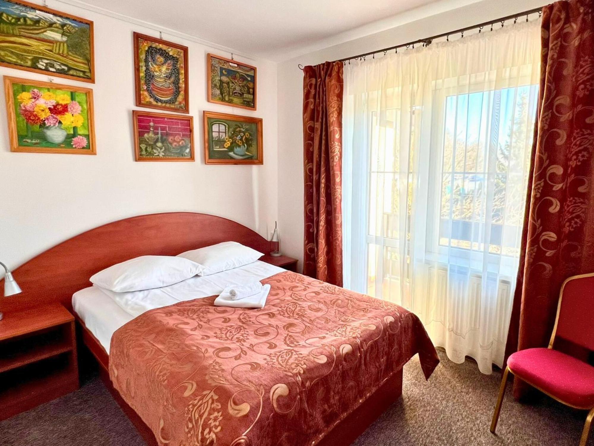 Hotel Sjesta 米科武夫 外观 照片